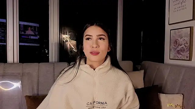 Ivanna West online show from December 3, 10:17 am