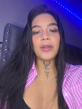 Emily sharlot online show from July 6, 11:07 pm