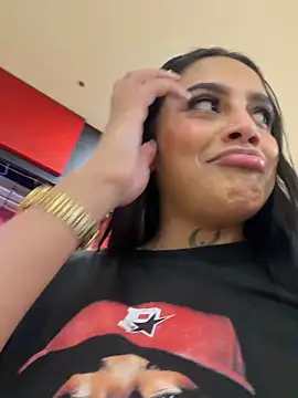 Emily sharlot online show from April 23, 9:06 pm