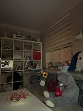 sexymelli18 online show from March 21, 6:13 pm