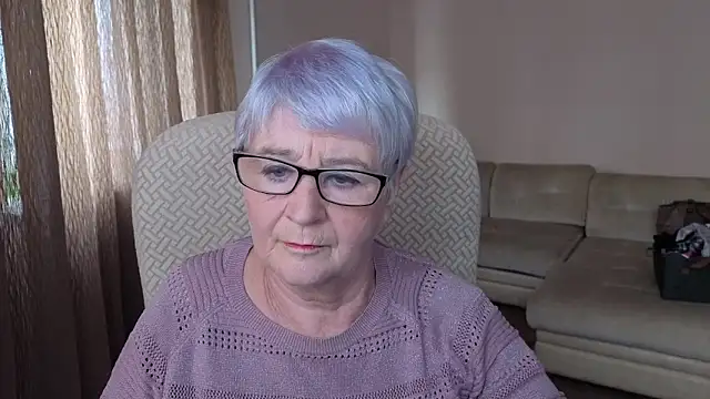 Snapshot of Sandra_Snowflake chatting on October 7, 10:08 am Sandra Snowflake online show from October 7, 10:08 am