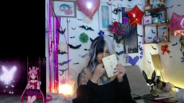 purplekattlyn online show from April 2, 10:02 am