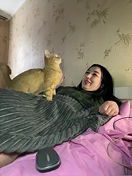 Naughtbaby 2025 online show from February 13, 8:16 am