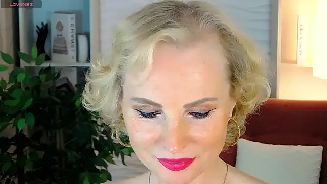 Sandra Kind online show from September 14, 6:00 am