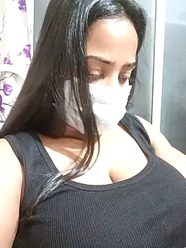 COZY ROZI online show from November 2, 6:11 pm