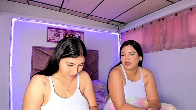 Cristal Smith20 online show from February 19, 2:27 pm