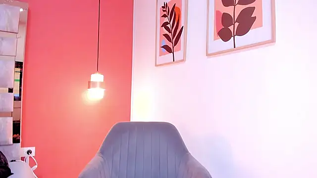 Zamira Taylor online show from February 28, 3:17 am