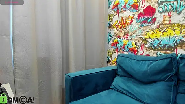 Sandra Wi1son online show from April 24, 1:41 am