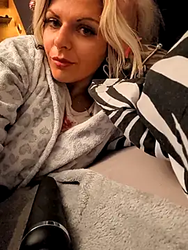 Glory Max online show from February 19, 9:24 pm