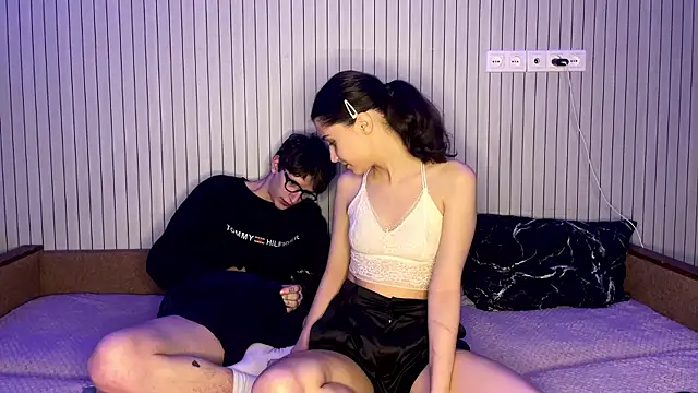 baby lesi online show from January 15, 6:58 pm