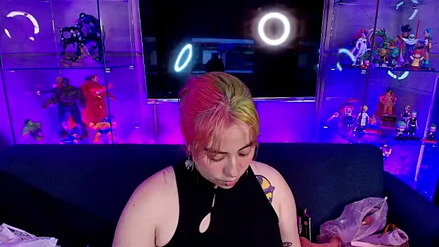 missa motato online show from February 24, 11:31 am