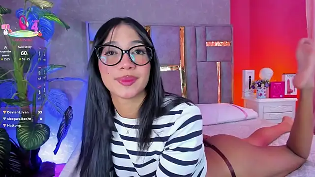 Tyla Ks online show from April 22, 8:06 pm