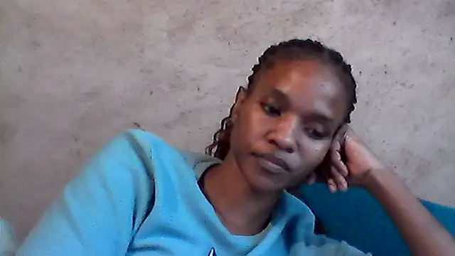 sexybigass31 online show from April 24, 12:30 pm