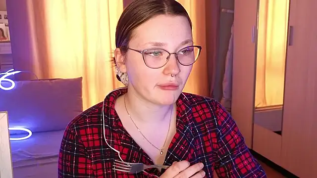 milliedoll online show from March 11, 5:33 am