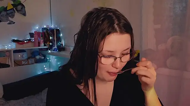 milliedoll online show from November 6, 2:06 am