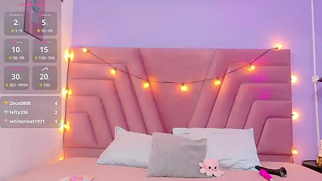 innocenthazel online show from October 4, 2:50 am