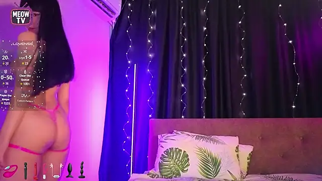 miyakimi0101 online show from June 11, 2:53 am