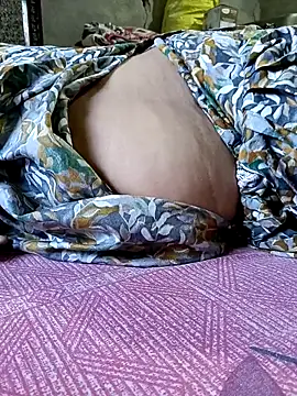 sharnjit299 online show from April 2, 11:19 am