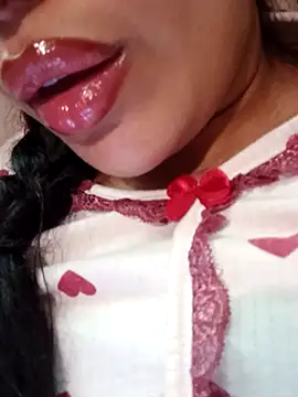 Sexlove1xo online show from April 5, 12:15 pm