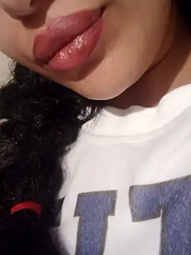 Sexlove1xo online show from April 25, 5:43 pm