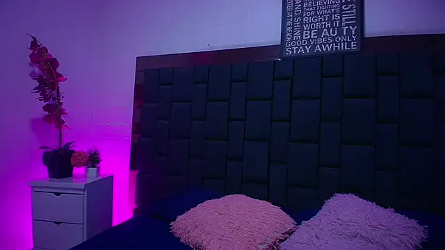 Snapshot of Lexi_Howard_ chatting on September 27, 3:47 am Lexi Howard  online show from September 27, 3:47 am