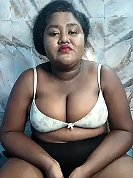Snapshot of horny_diana chatting on September 19, 8:41 pm horny diana online show from September 19, 8:41 pm