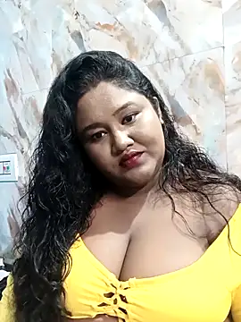 Snapshot of horny_diana chatting on October 7, 5:17 pm horny diana online show from October 7, 5:17 pm