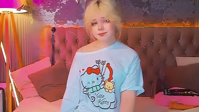 EmilyAngells online show from April 23, 6:43 am