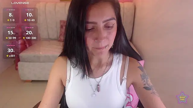 madhison klain s online show from April 25, 8:17 pm