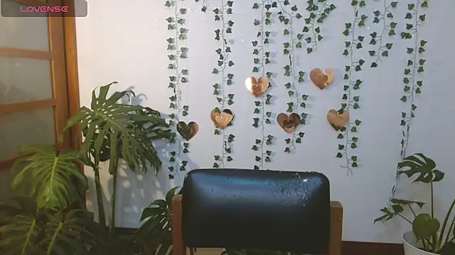 hellokitty  valery online show from April 26, 2:09 am