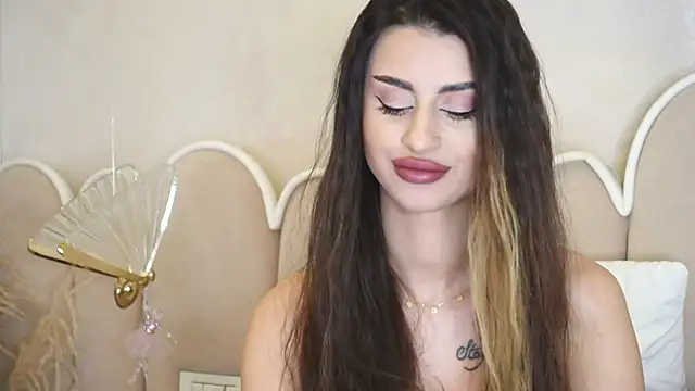 Alice Voss online show from September 25, 5:50 am