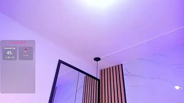 Madyson18 online show from April 25, 11:46 am