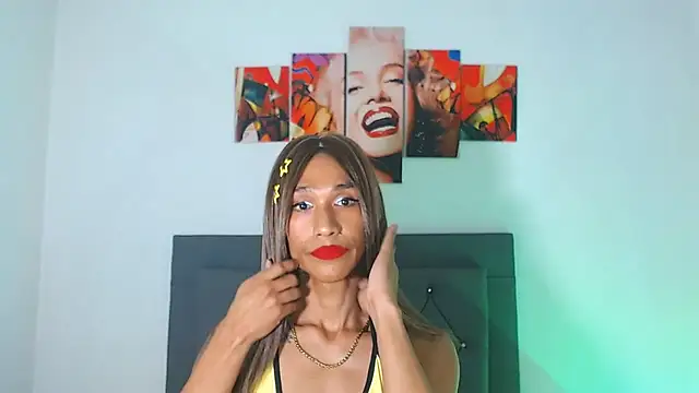 red veltet online show from April 25, 6:16 pm