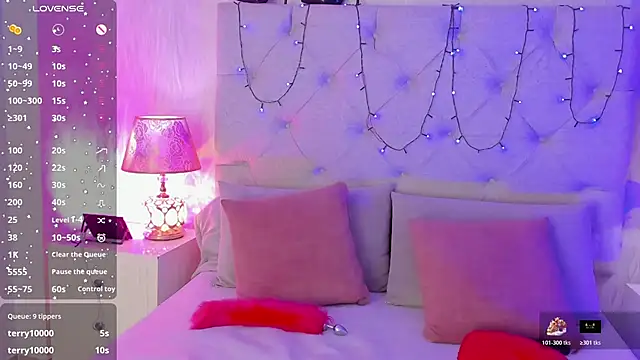 goth tasha online show from November 26, 8:10 pm