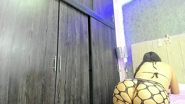 ava-am online show from November 8, 7:46 am