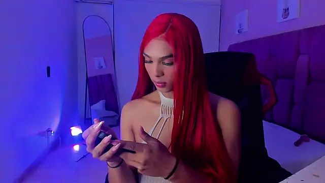 CHANELL 11INCHES online show from November 14, 6:35 am