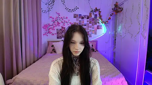 mefwhore online show from February 22, 12:39 pm