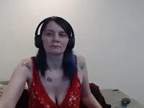 Hotmodel1984 online show from June 10, 2:44 am