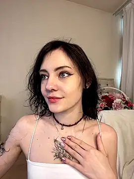 MeryWeaver online show from December 15, 6:51 am