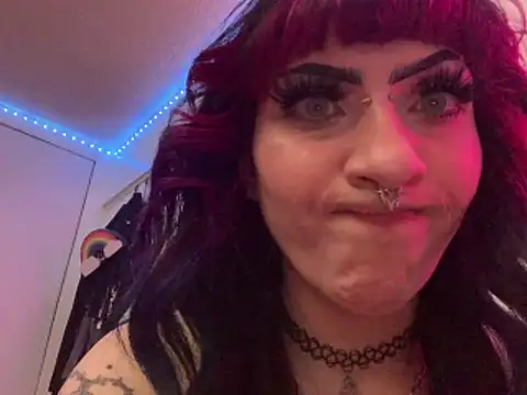 ChrryFoxx online show from February 20, 11:23 am