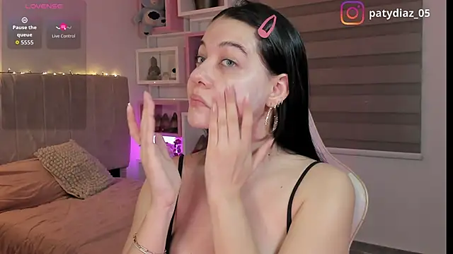 MiiaParker6972 online show from March 4, 12:28 am