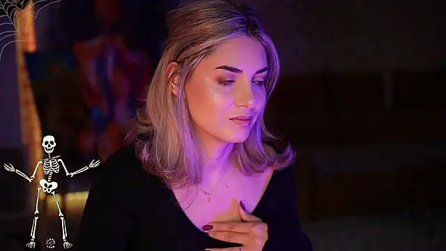  Allie  online show from October 27, 5:58 am