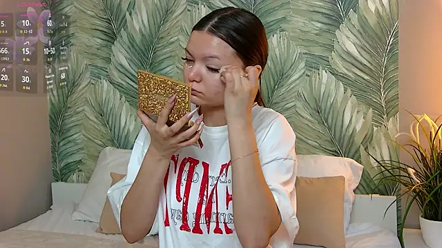 AsterQuinn online show from July 10, 4:24 am