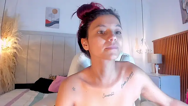 gime lara online show from April 23, 7:05 pm