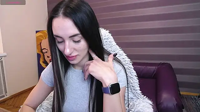 JenniferStone online show from April 26, 7:06 am