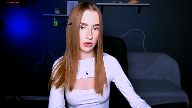Snapshot of doll_vey chatting on October 19, 7:05 pm doll vey online show from October 19, 7:05 pm