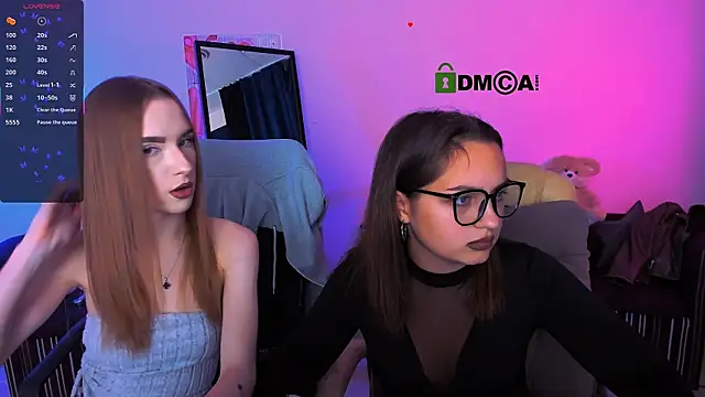 Snapshot of doll_vey chatting on October 13, 8:00 pm doll vey online show from October 13, 8:00 pm