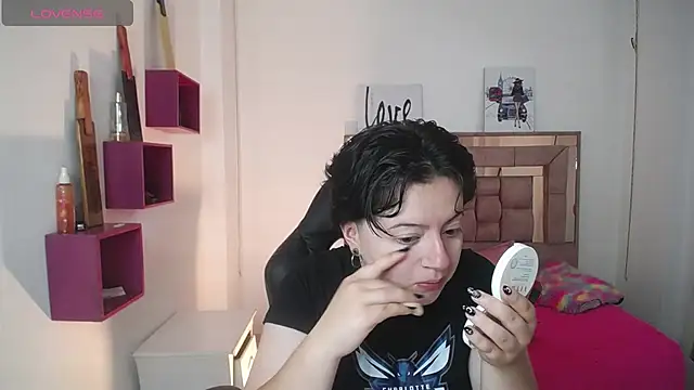 safyka online show from November 12, 9:35 pm