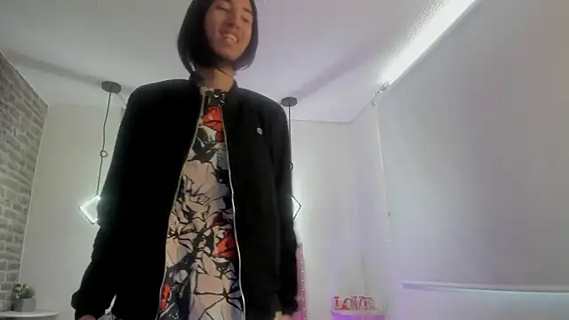 loverisu-coral online show from March 6, 9:21 pm