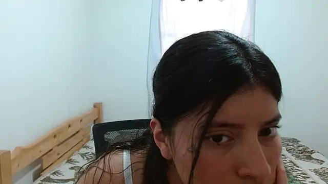 saralo   online show from October 7, 10:25 pm